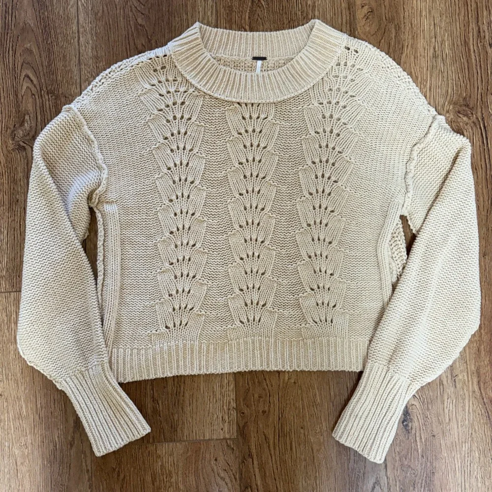 Free People Cream Knit Sweater Women's L Crewneck Slight Crop Cottage Minimalist